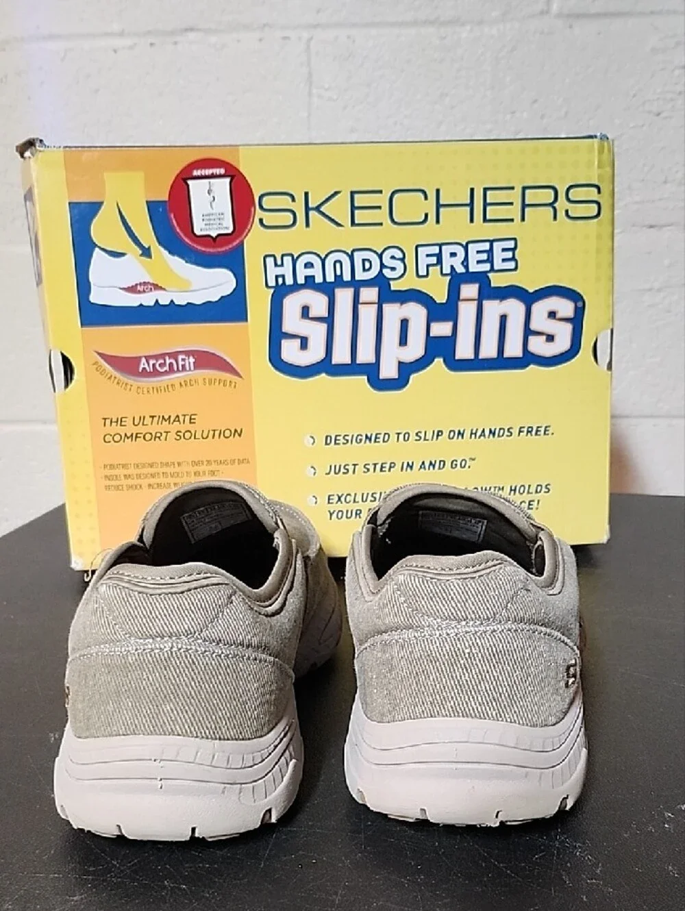 Skechers casual slip